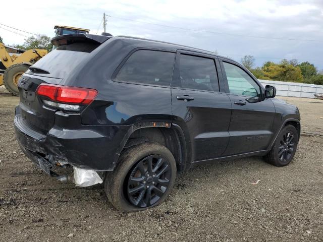 1C4RJFAGXJC245049 Jeep Grand Cherokee Laredo