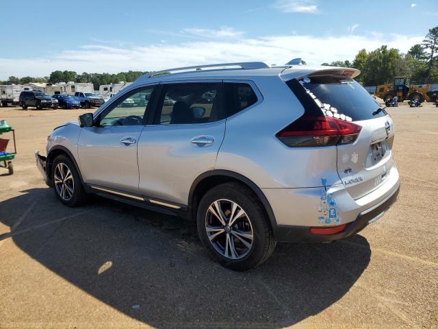  NISSAN ROGUE 2018 Сріблястий