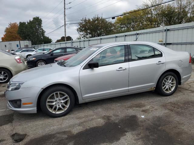 2010 Ford Fusion S