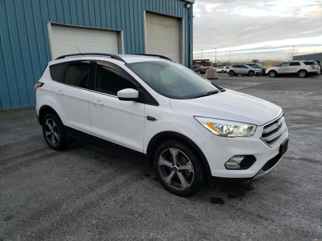 2017 FORD ESCAPE SE - 1FMCU0G94HUC65686
