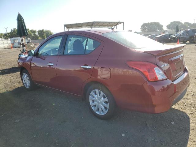  NISSAN VERSA 2017 Червоний