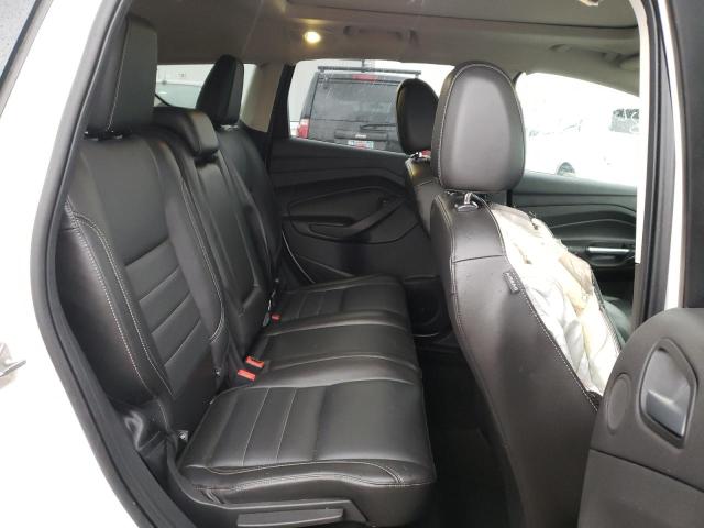 1FMCU9J93FUC08244 Ford Escape Titanium