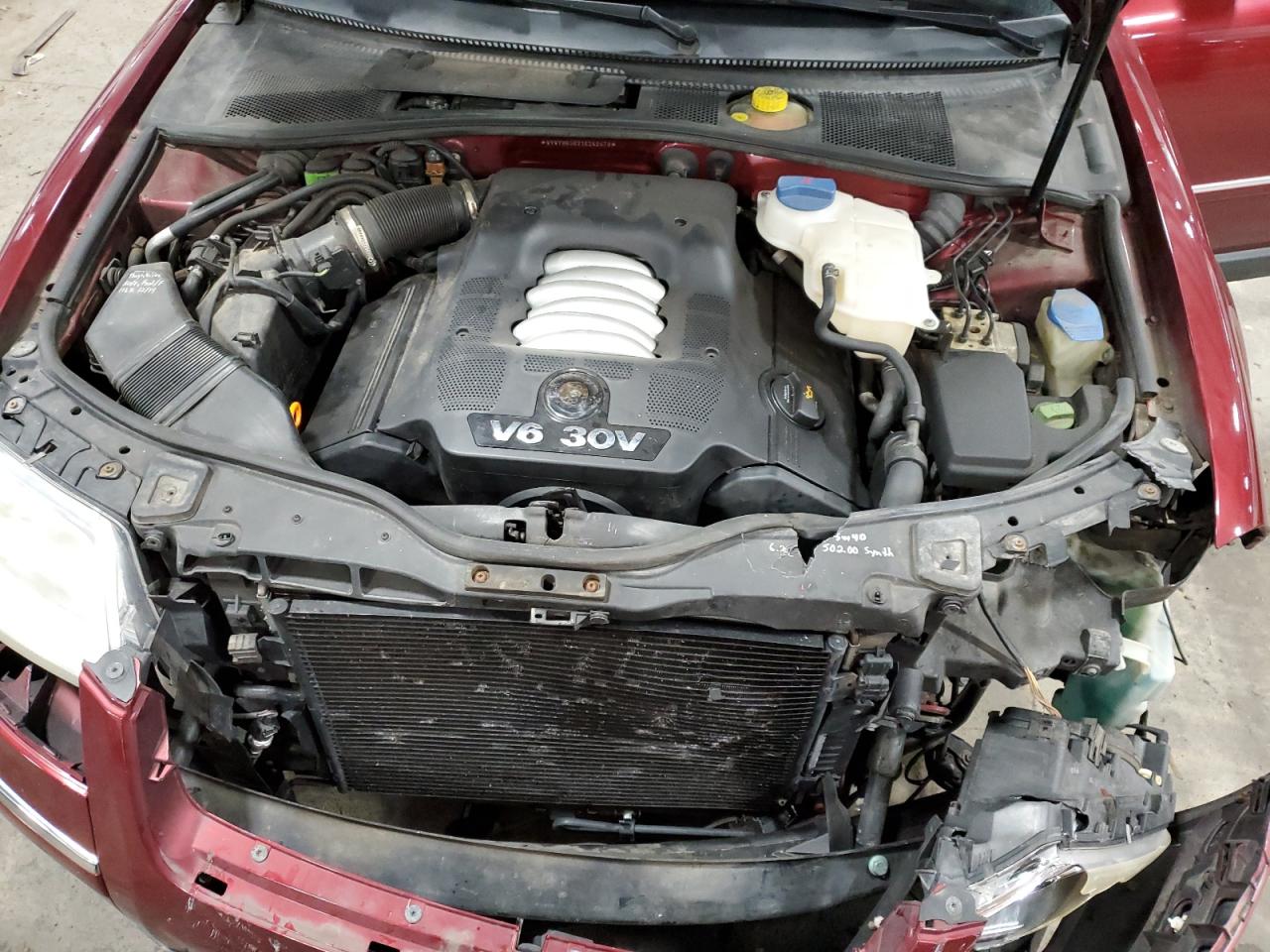 WVWYH63B21E242479 2001 Volkswagen Passat Glx 4Motion