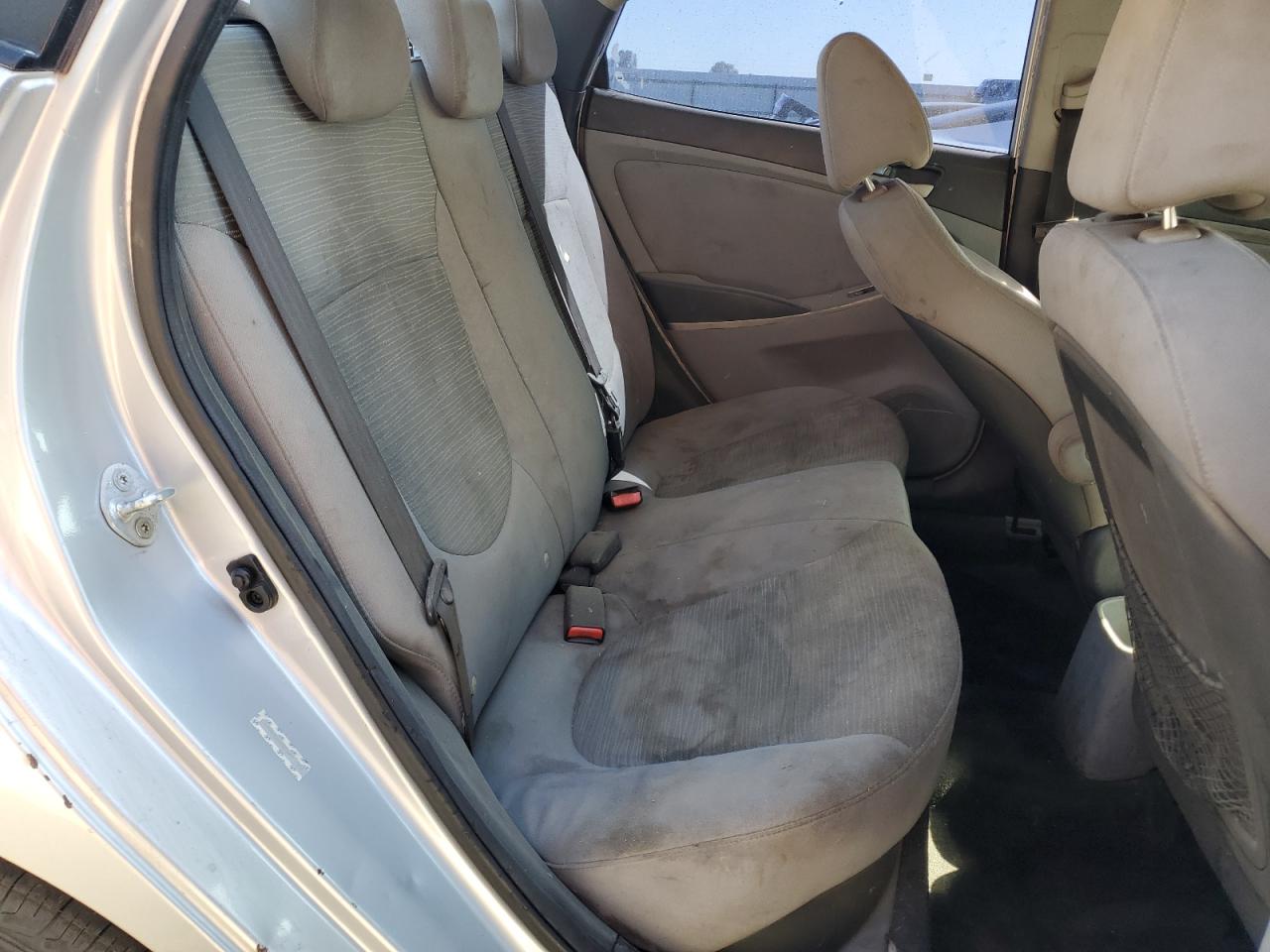 KMHCT4AE6FU831568 2015 Hyundai Accent Gls