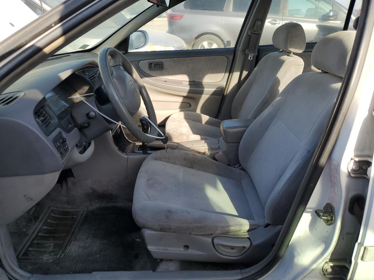 1N4DL01D8WC179475 1998 Nissan Altima Xe