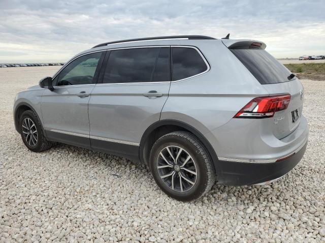 3VV3B7AXXLM085184 Volkswagen Tiguan  2