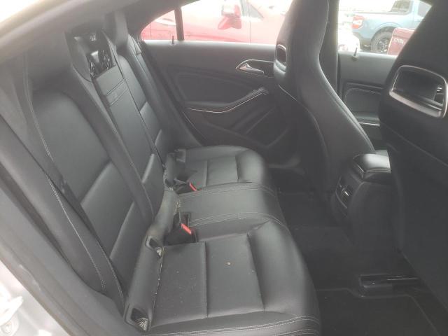 WDDSJ4GB9JN592383 Mercedes-Benz CLA 250 4MATIC