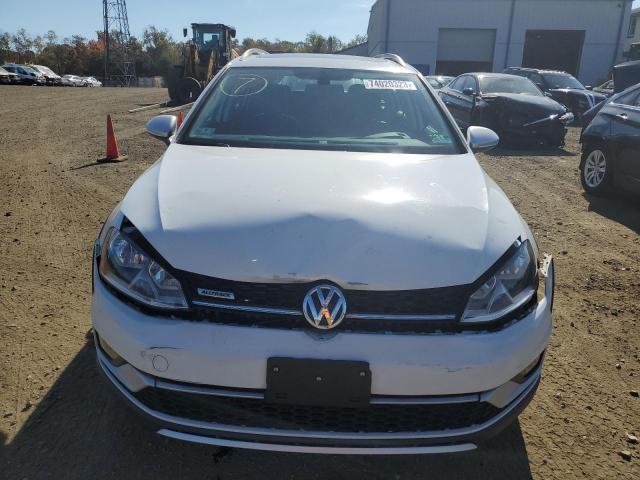  VOLKSWAGEN GOLF 2017 Білий