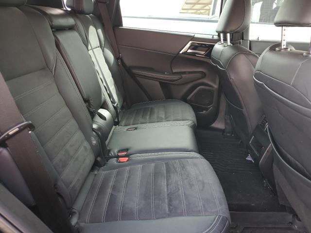  MITSUBISHI OUTLANDER 2023 Чорний