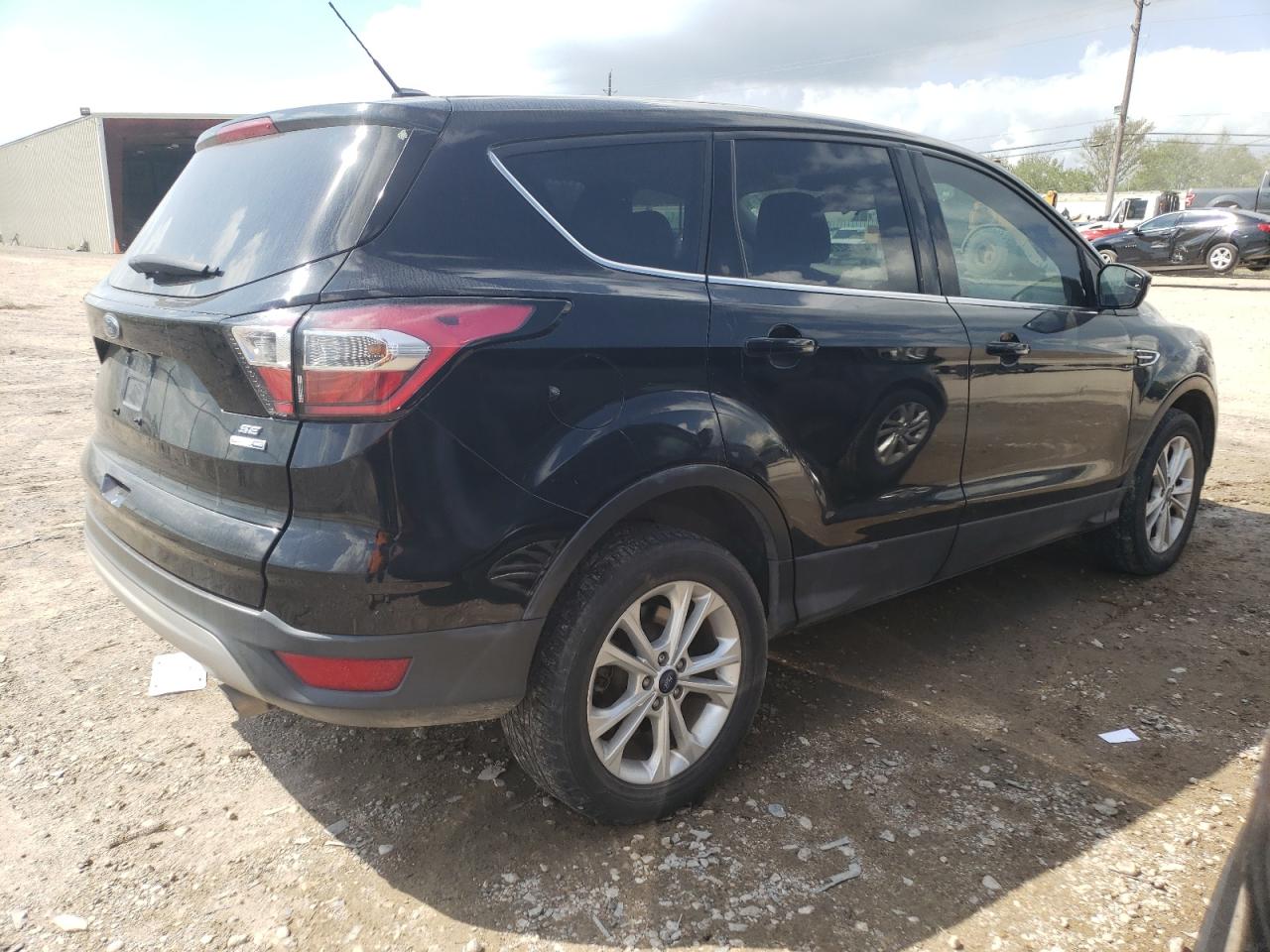 1FMCU9GD4HUE49065 2017 Ford Escape Se