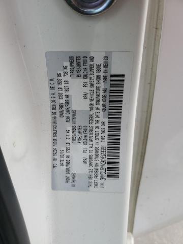 3MYDLBYV3KY523981 Toyota Yaris L 10