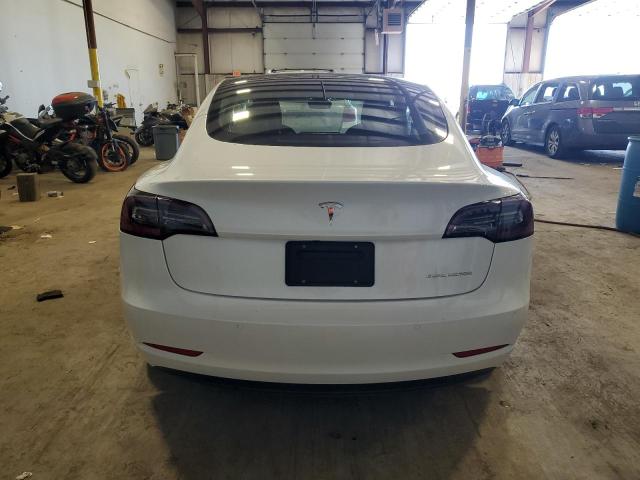 5YJ3E1EB0NF331457 Tesla MODEL 3