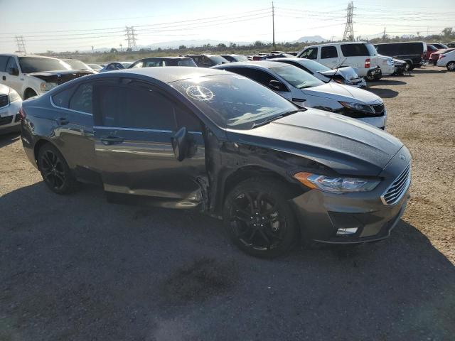 3FA6P0HD4LR230583 Ford FUSION SE