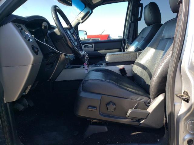 1FMJU1JTXFEF25470 Ford Expedition Xlt