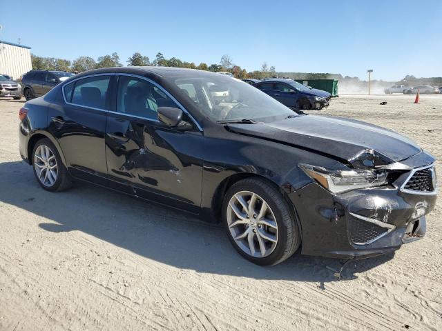 19UDE2F3XKA010498 Acura ILX  4