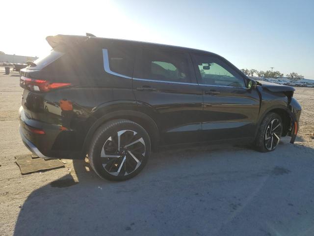JA4J4UA85NZ064004 Mitsubishi Outlander Se