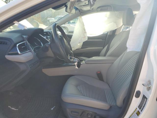  TOYOTA CAMRY 2018 Білий