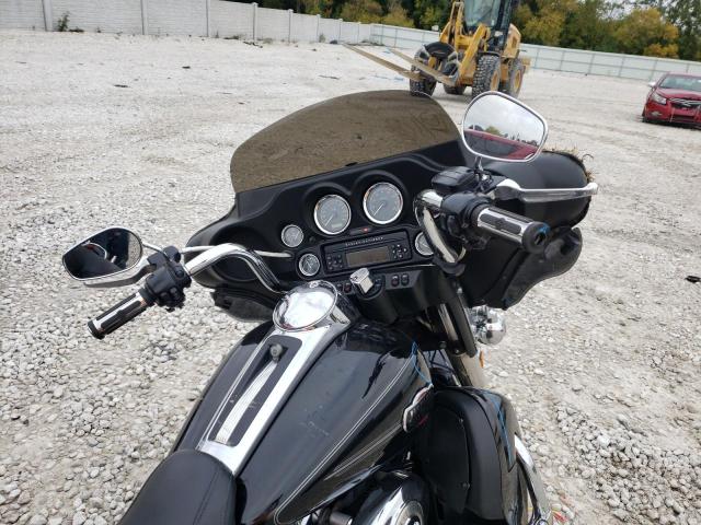 2010 HARLEY-DAVIDSON FLHTCU 1HD1FC410AB652208