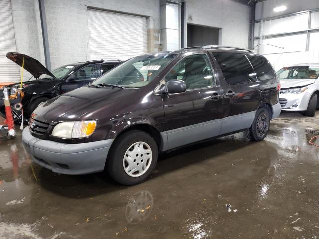 2001 Toyota Sienna LE