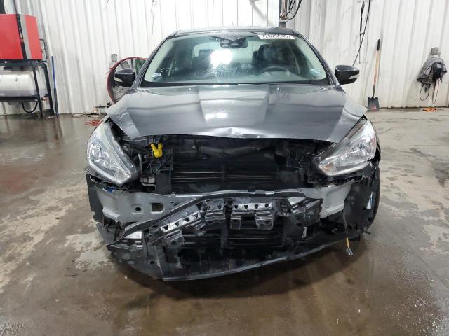 1FADP3J24GL232887 Ford Focus Titanium