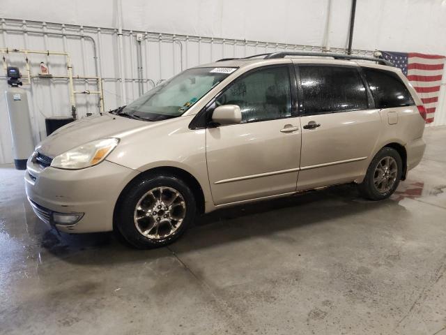 2005 Toyota Sienna XLE