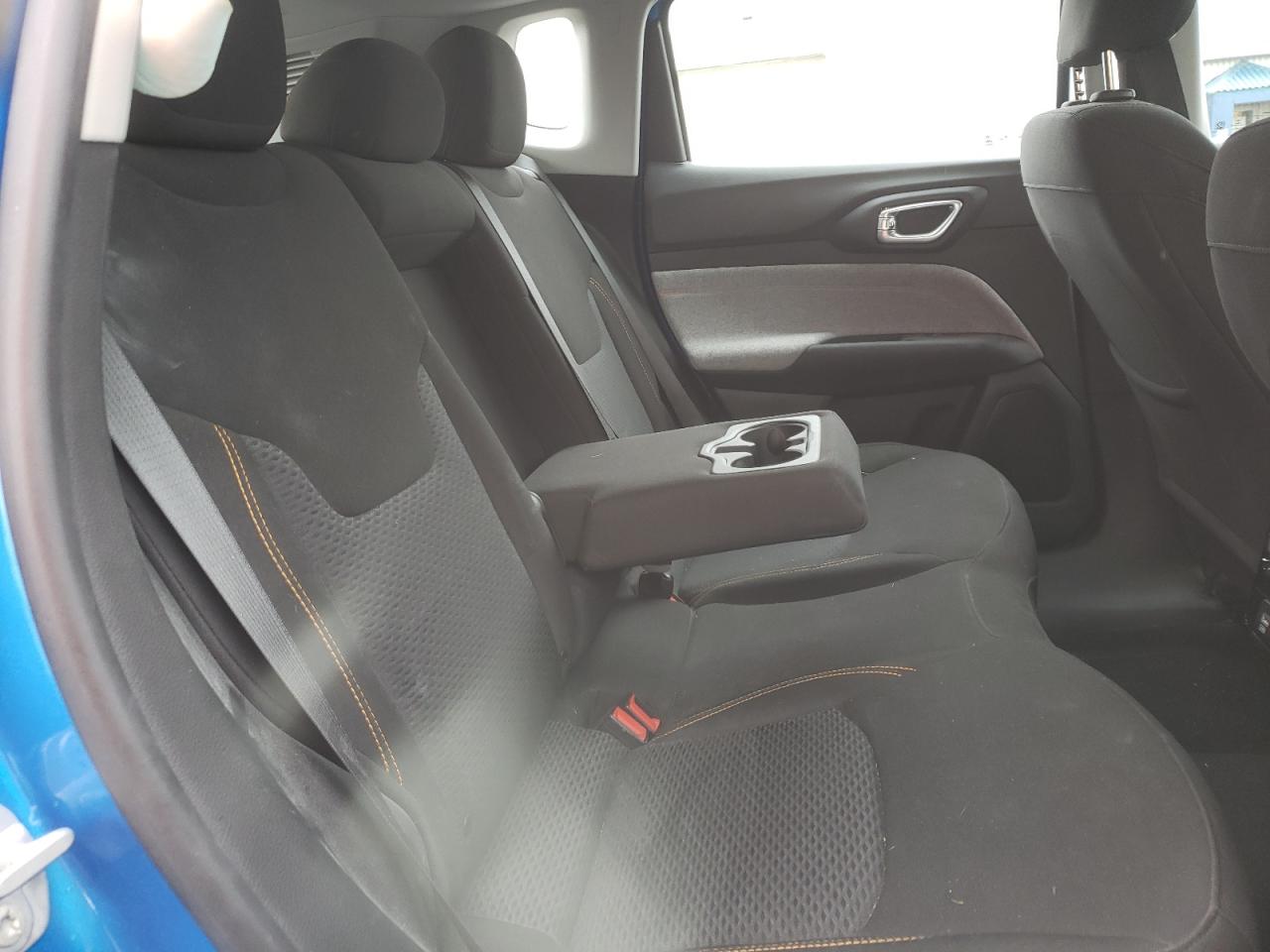 3C4NJCAB8NT145916 2022 Jeep Compass Sport