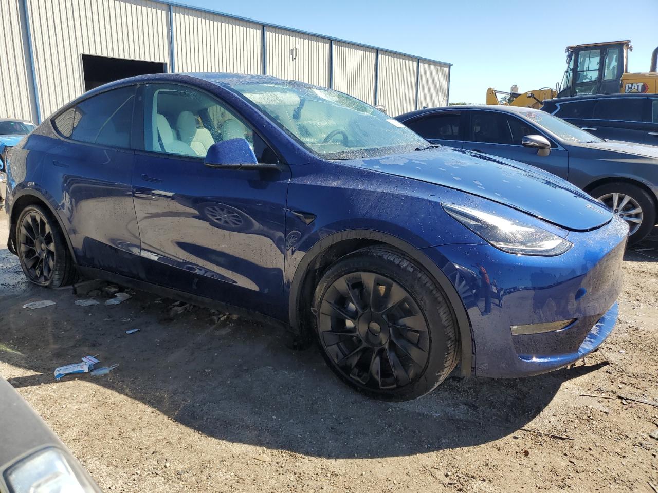 7SAYGAEE3PF695453 Tesla Model Y  4