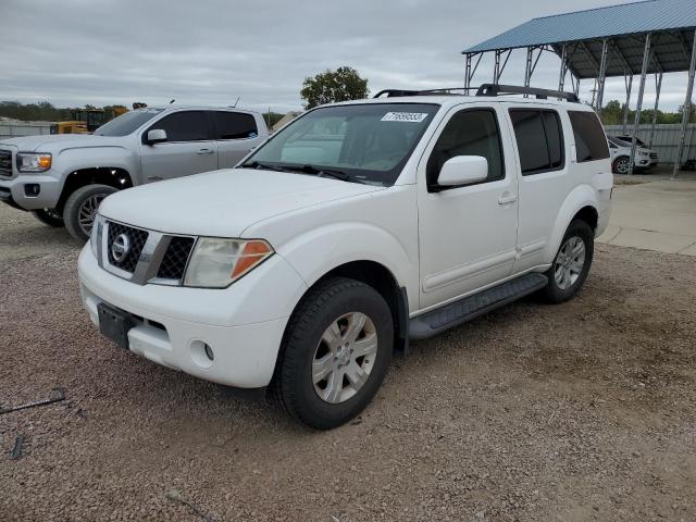 2005 Nissan Pathfinder LE