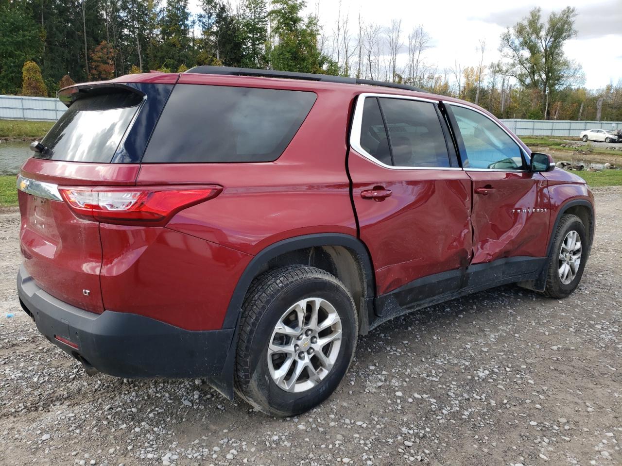 1GNEVGKW7KJ299587 Chevrolet Traverse L 3