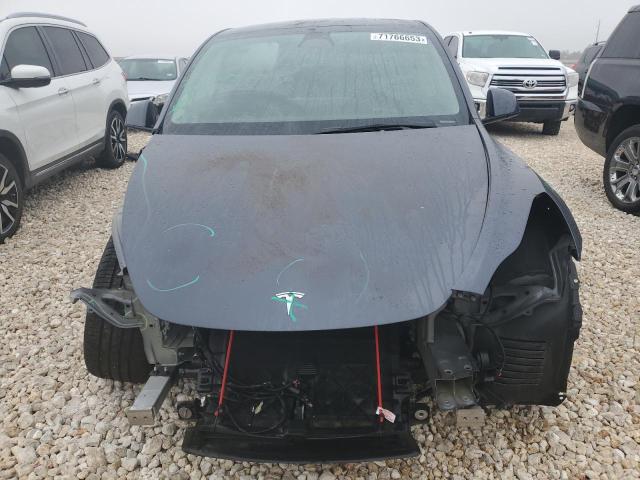 7SAYGDEE0PA023929 Tesla Model Y  5