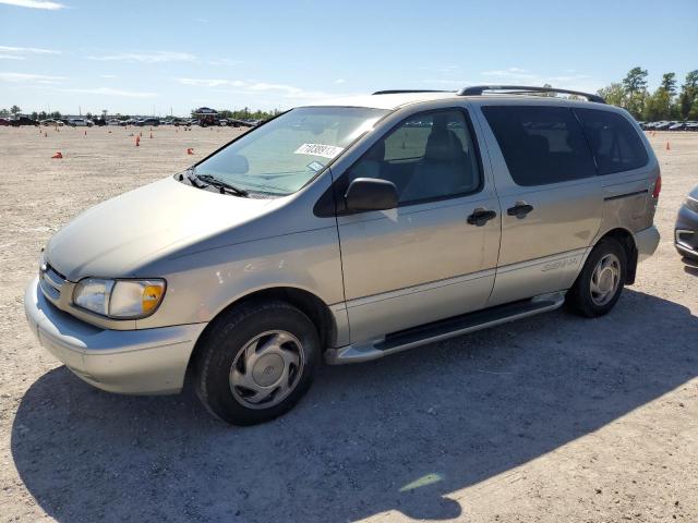 2000 Toyota Sienna LE