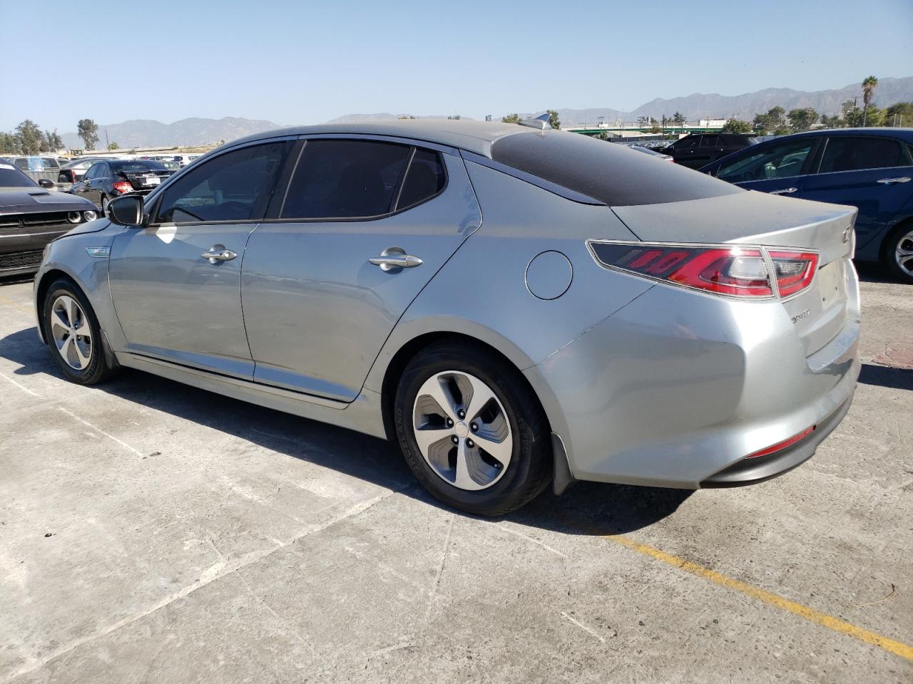 2014 Kia Optima Hybrid vin: KNAGM4AD4E5075240