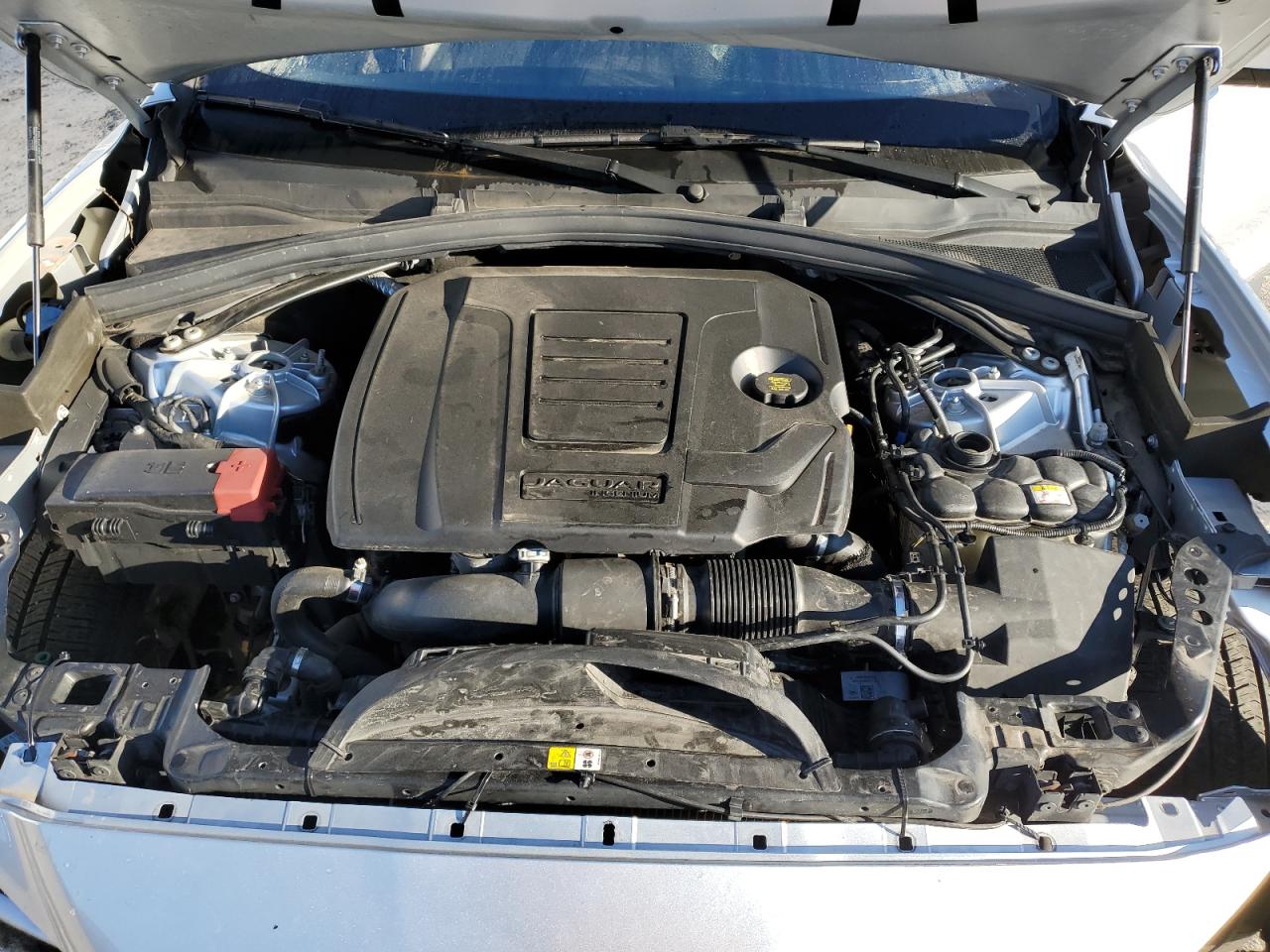 SADCS2FX2KA391693 2019 Jaguar F-Pace