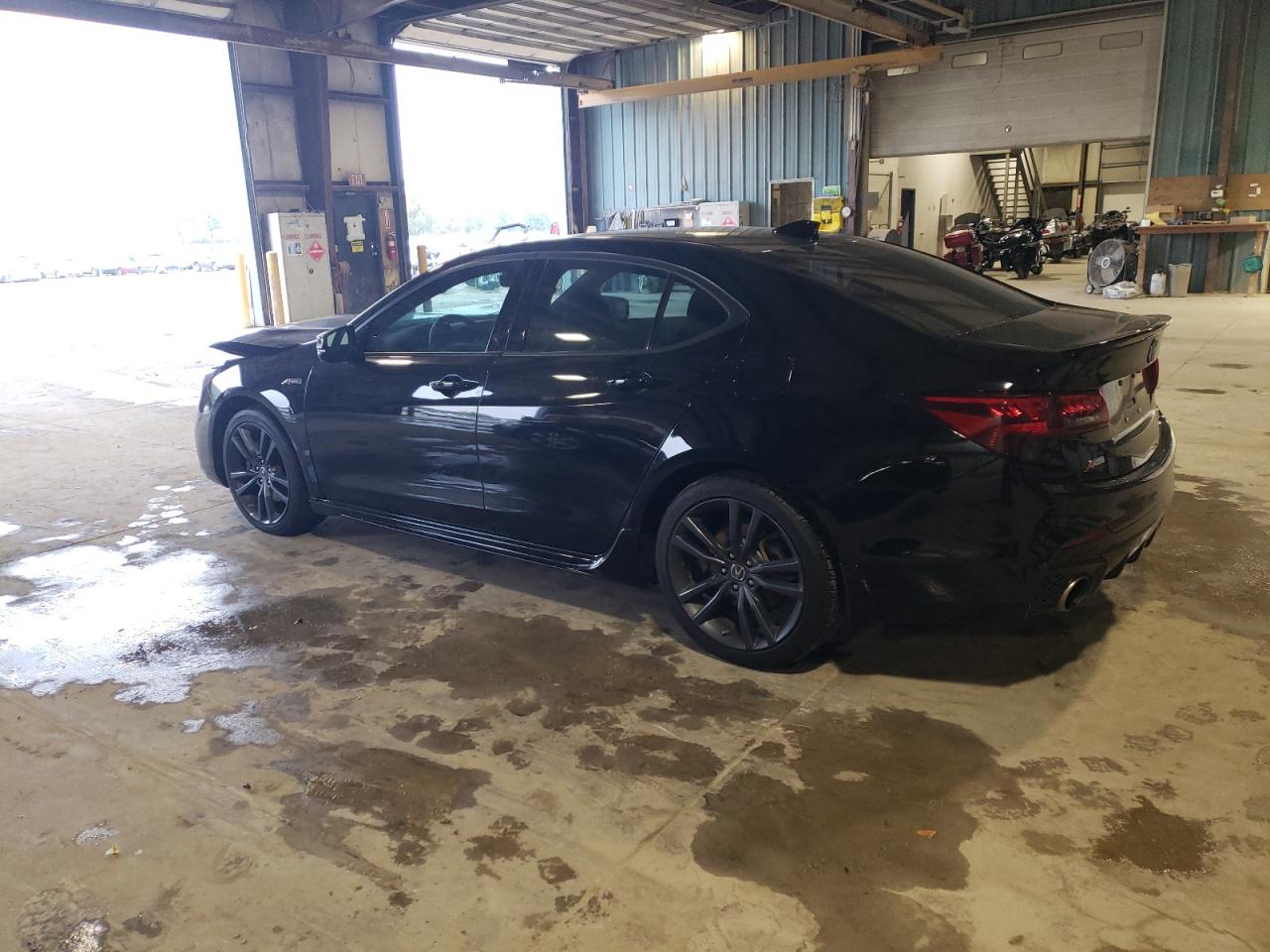 19UUB3F61KA003142 Acura TLX TECHNO 2