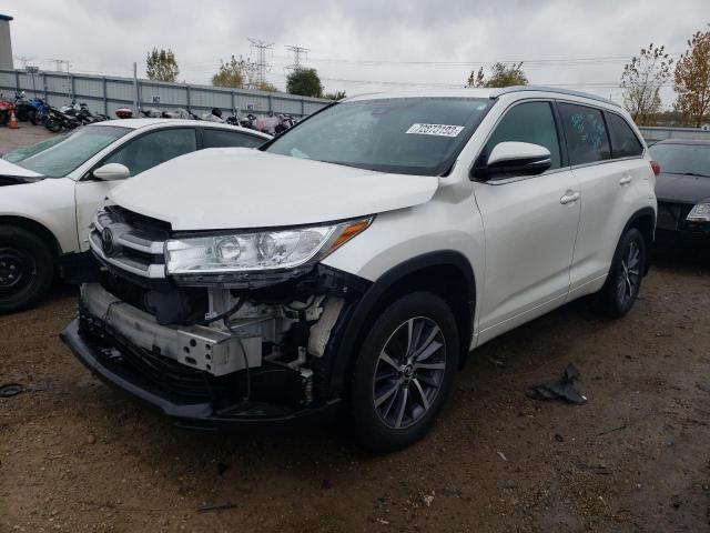 2017 Toyota Highlander SE