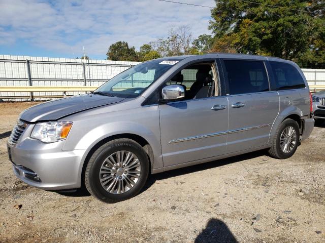 2013 Chrysler Town & Country Touring-L