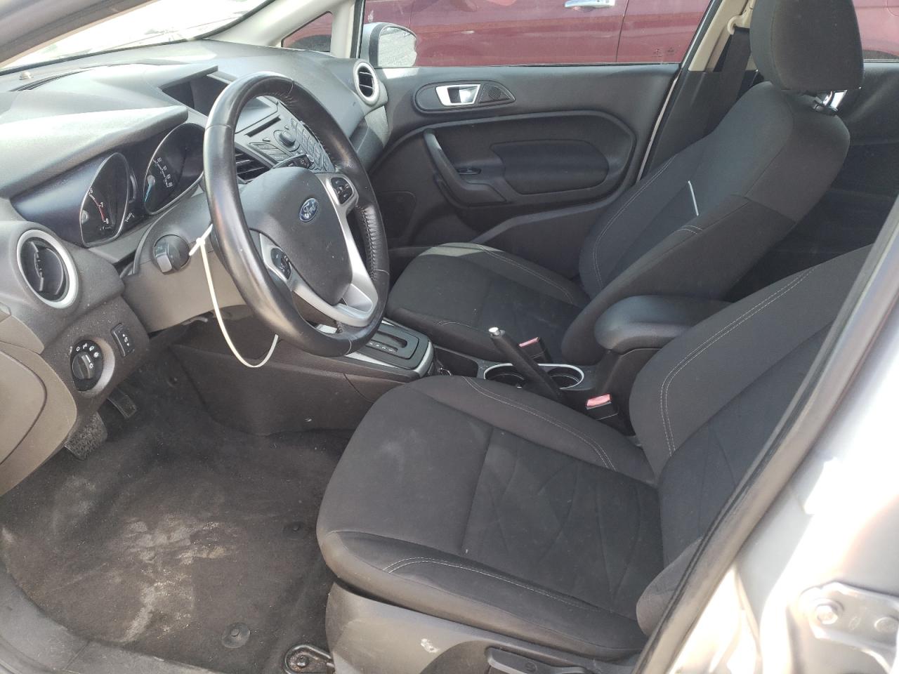 2014 Ford Fiesta Se vin: 3FADP4EJ6EM160562