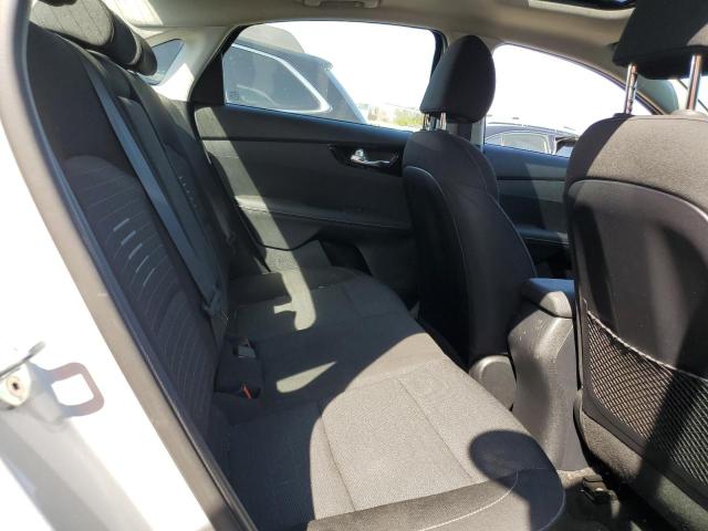 3KPF34AD7KE015759 KIA Forte Gt Line