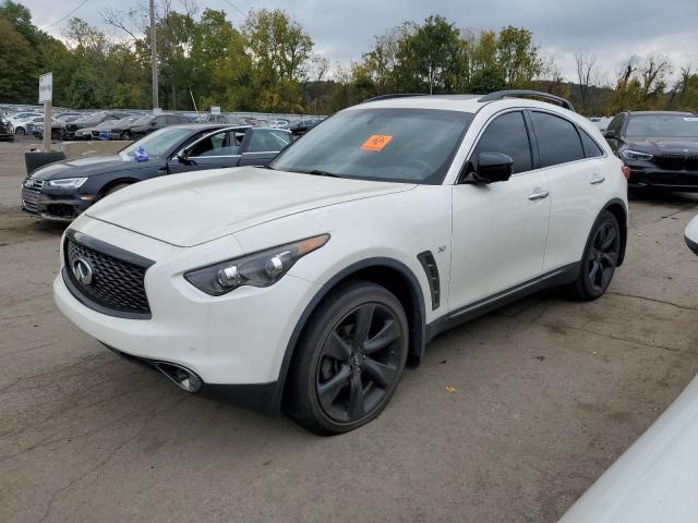 2017 INFINITI QX70 