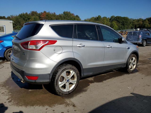 1FMCU9G98GUB73922 Ford ESCAPE SE