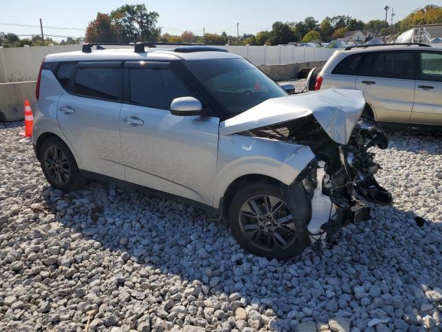KNDJ33AU1M7738286 KIA SOUL EX