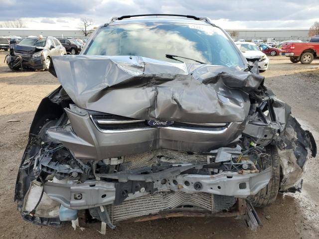 1FMCU0J99EUE24688 Ford Escape Titanium