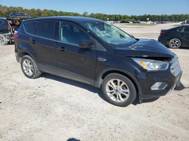 1FMCU0GD0KUC02208 Ford ESCAPE SE