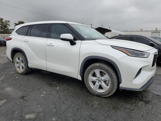 VIN 5TDCZRAH6MS031588 2021 Toyota Highlander, L no.4