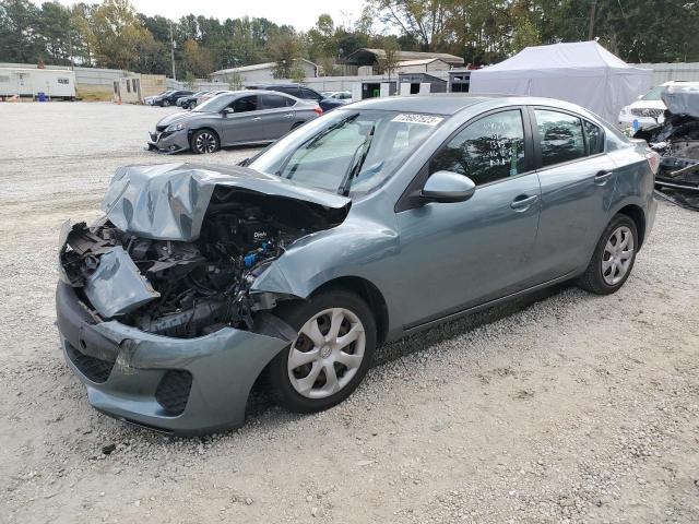 2013 Mazda Mazda3 i