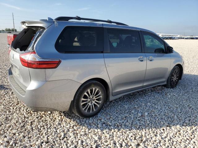 5TDYZ3DC4JS921862 Toyota SIENNA XLE