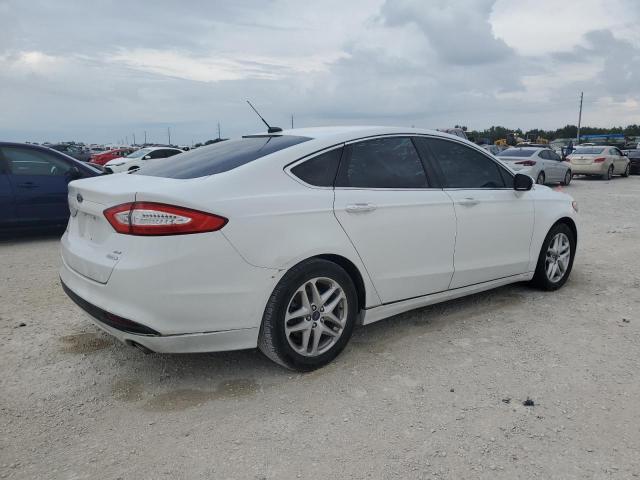 1FA6P0HD8E5382212 Ford FUSION SE