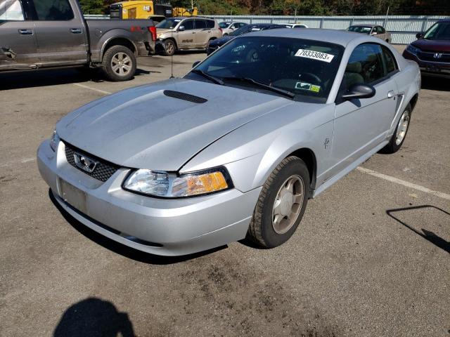 2000 Ford Mustang 