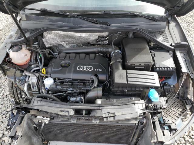 WA1JCCFS5JR022122 Audi Q3 Premium Plus