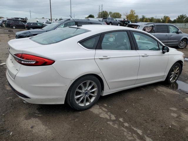 3FA6P0H78HR170616 Ford FUSION SE